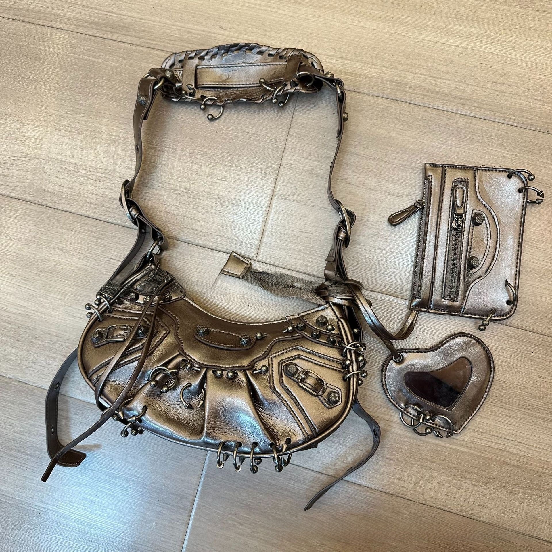Shoulder bag